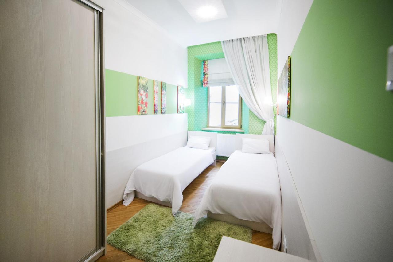 Apart Hotel On Rynok Square Leopoli Esterno foto