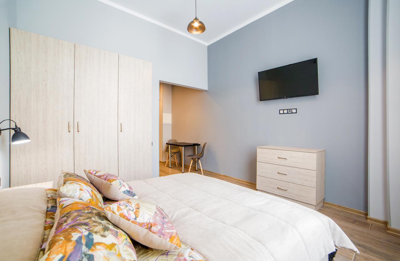 Apart Hotel On Rynok Square Leopoli Esterno foto