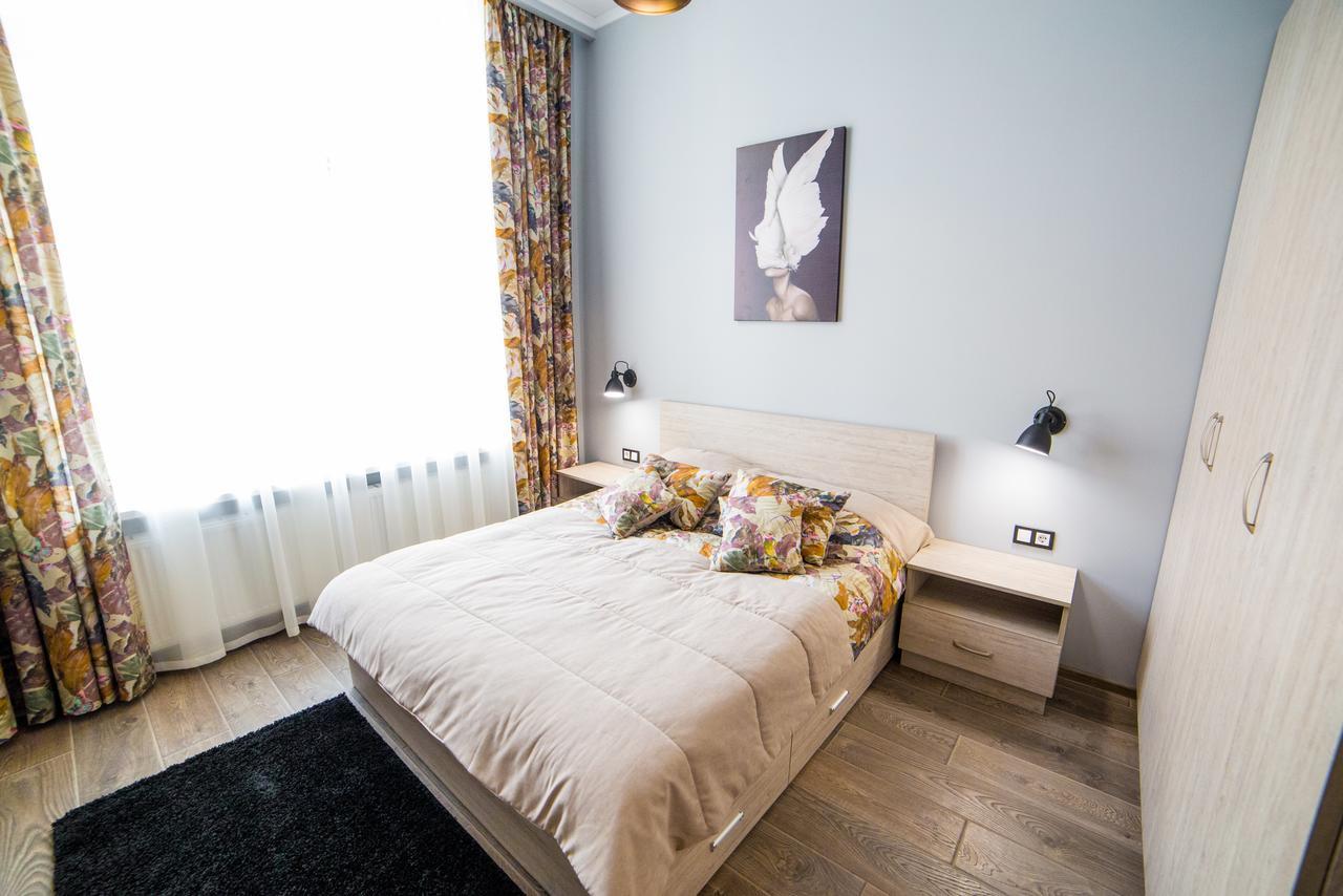 Apart Hotel On Rynok Square Leopoli Esterno foto